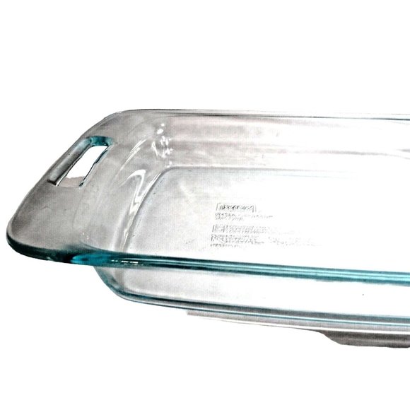 PYREX C233 Easy Grab Baking Dish 3qt Glass Food Storage Dish Open Handles No Lid - Picture 4 of 7